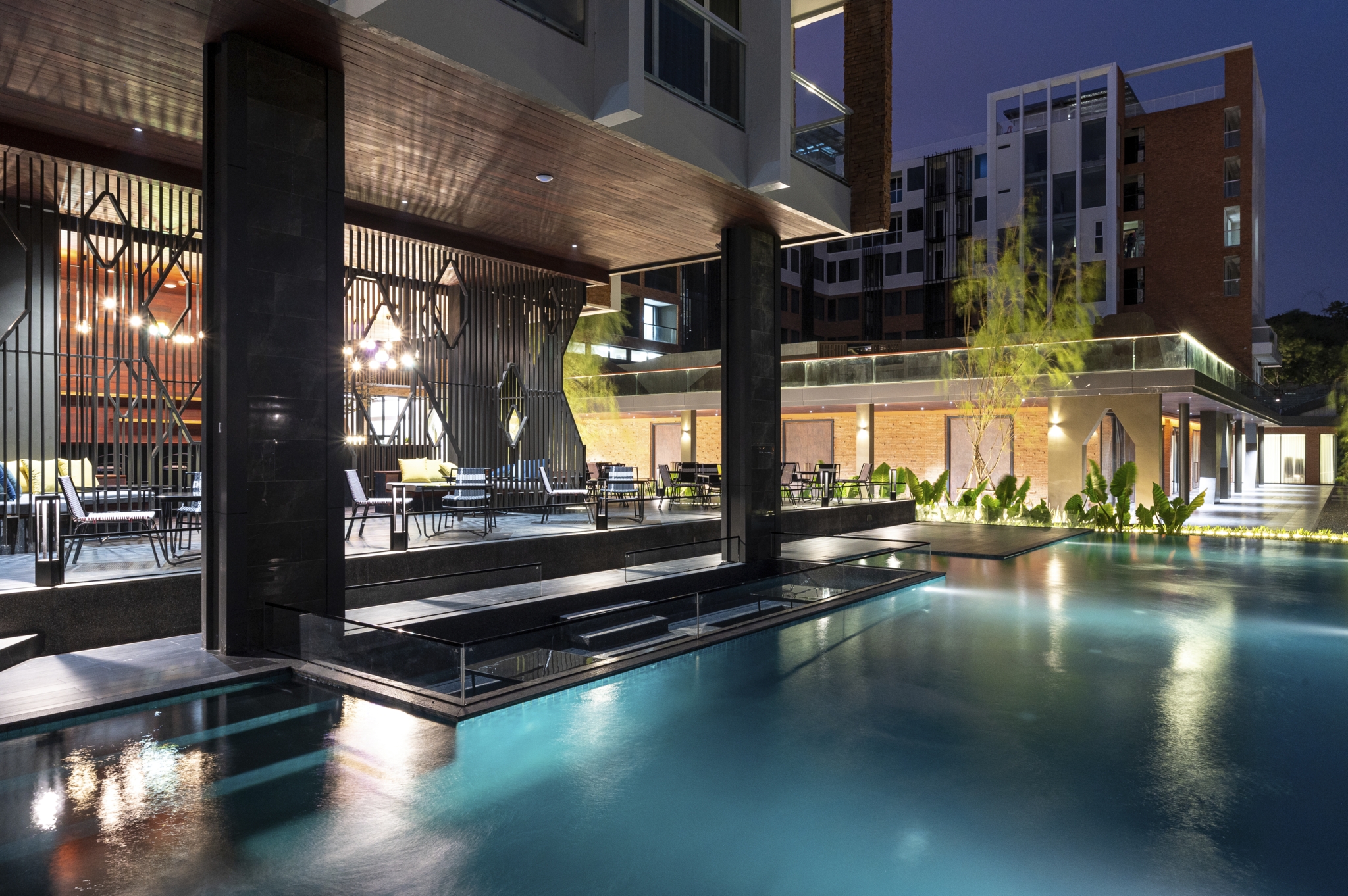 Lherk Lhao - VELA Dhi Nakhon Phanom