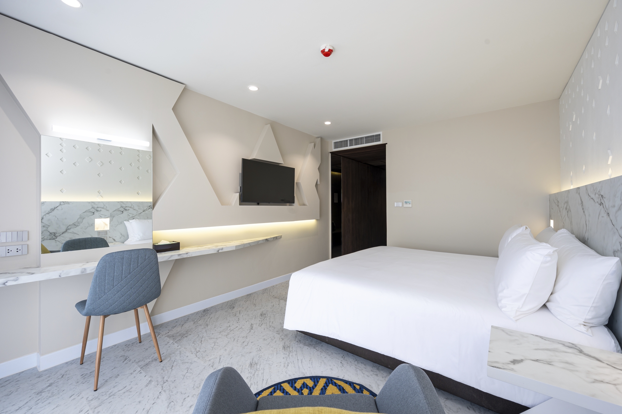 Superior vs Premier - VELA Dhi Nakhon Phanom