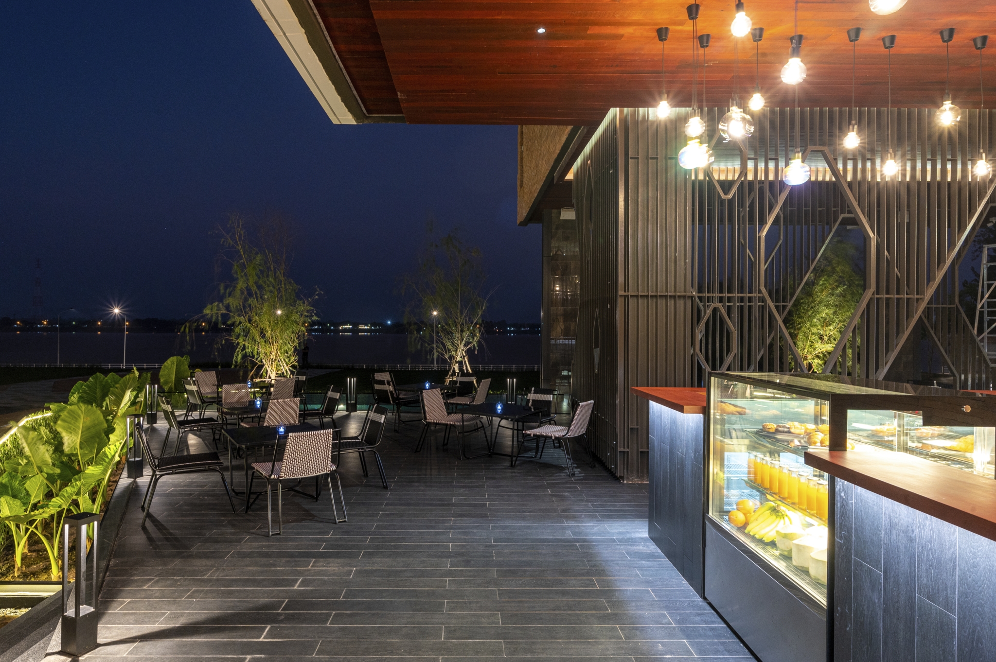 Lherk Lhao - VELA Dhi Nakhon Phanom