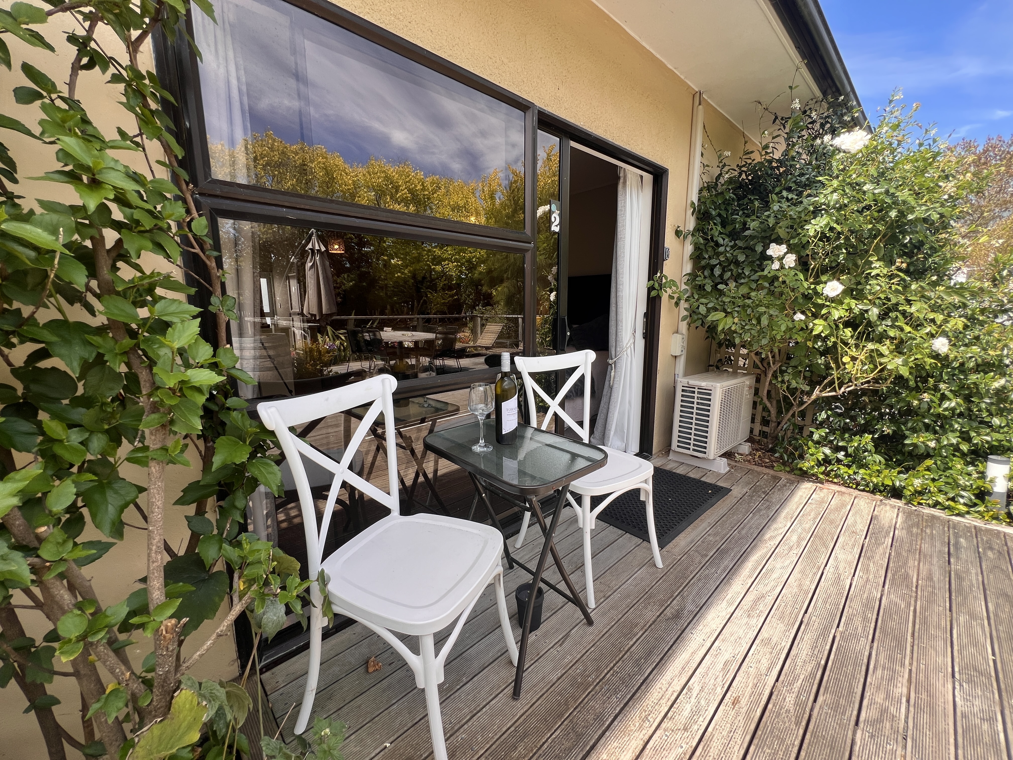 Martinborough Accomodation King Single Bedroom