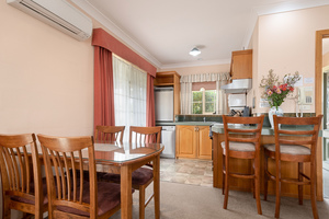 Kirby Cottage - Kitchen/dining