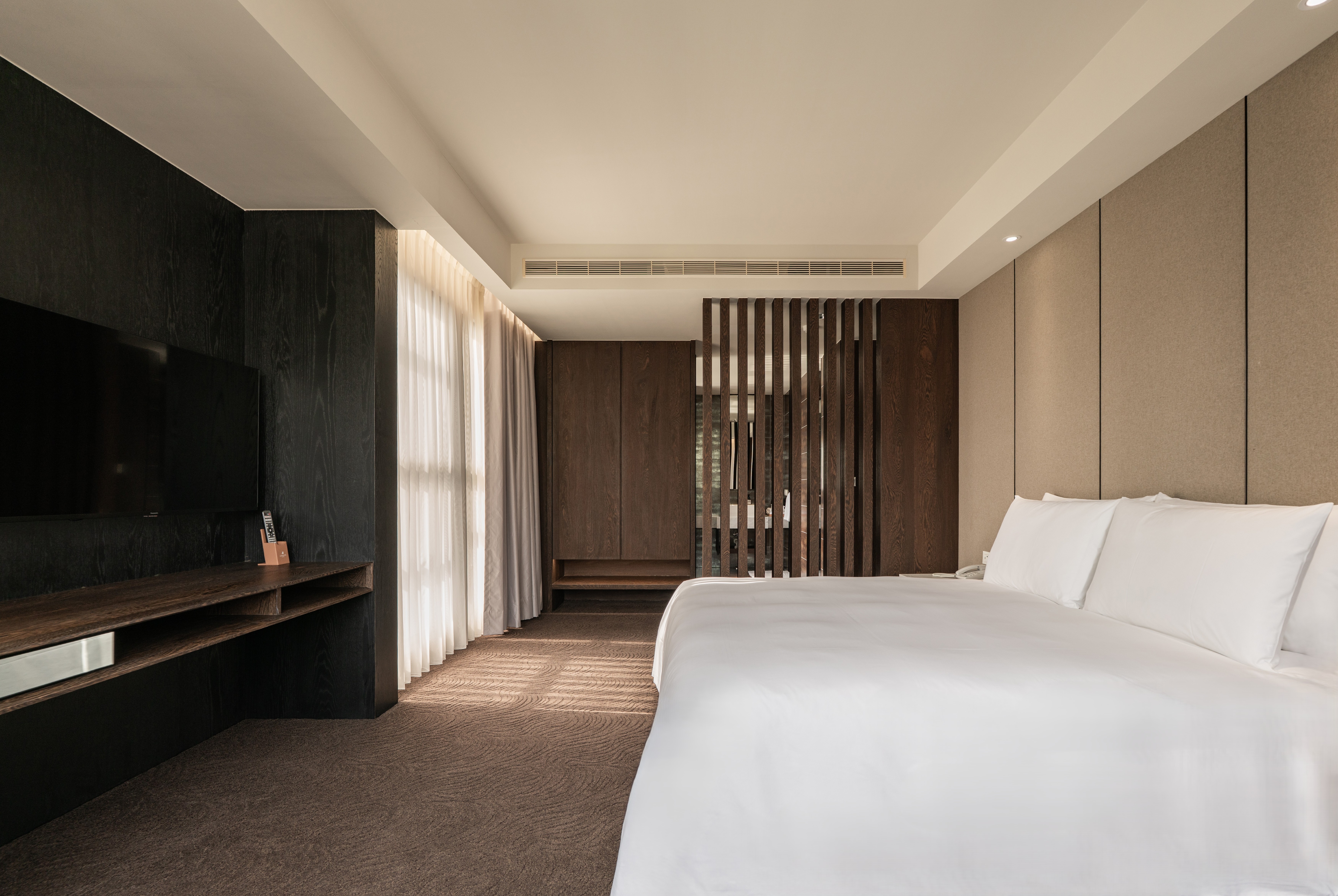 Panoramic Pavilion｜1 Queen Premium Suite, Bathtub