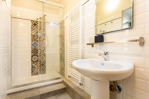 En-suite bathroom with large shower