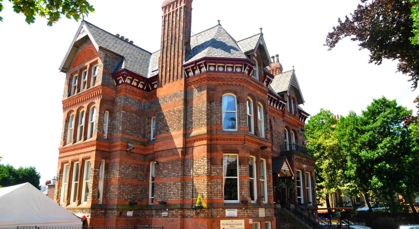 Stuart's bar & restaurant, food, drink, burger, pizza, steak, beer, wine, soft drink