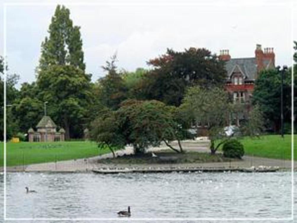 Sefton park lake