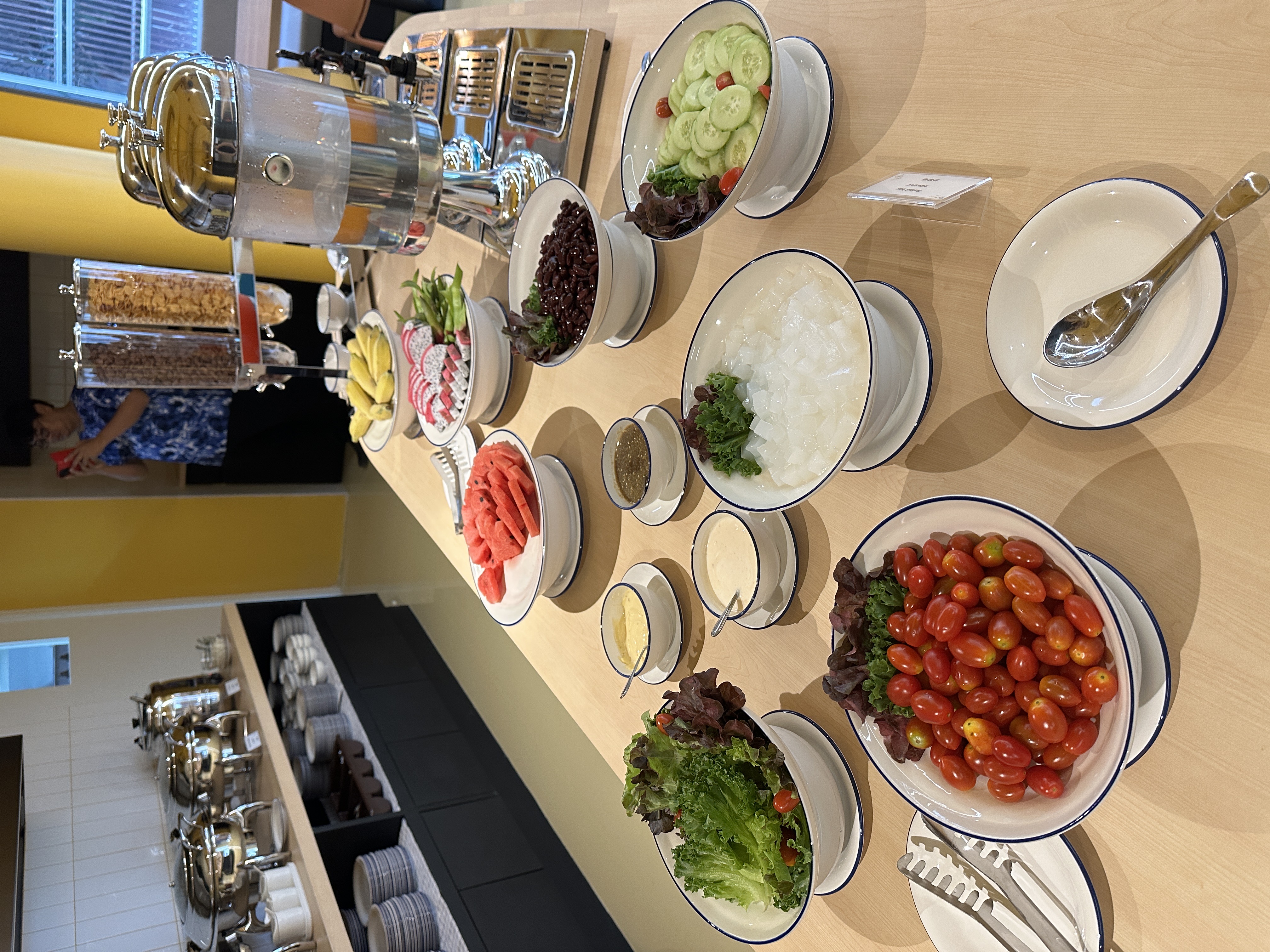 Restaurant + Breakfast