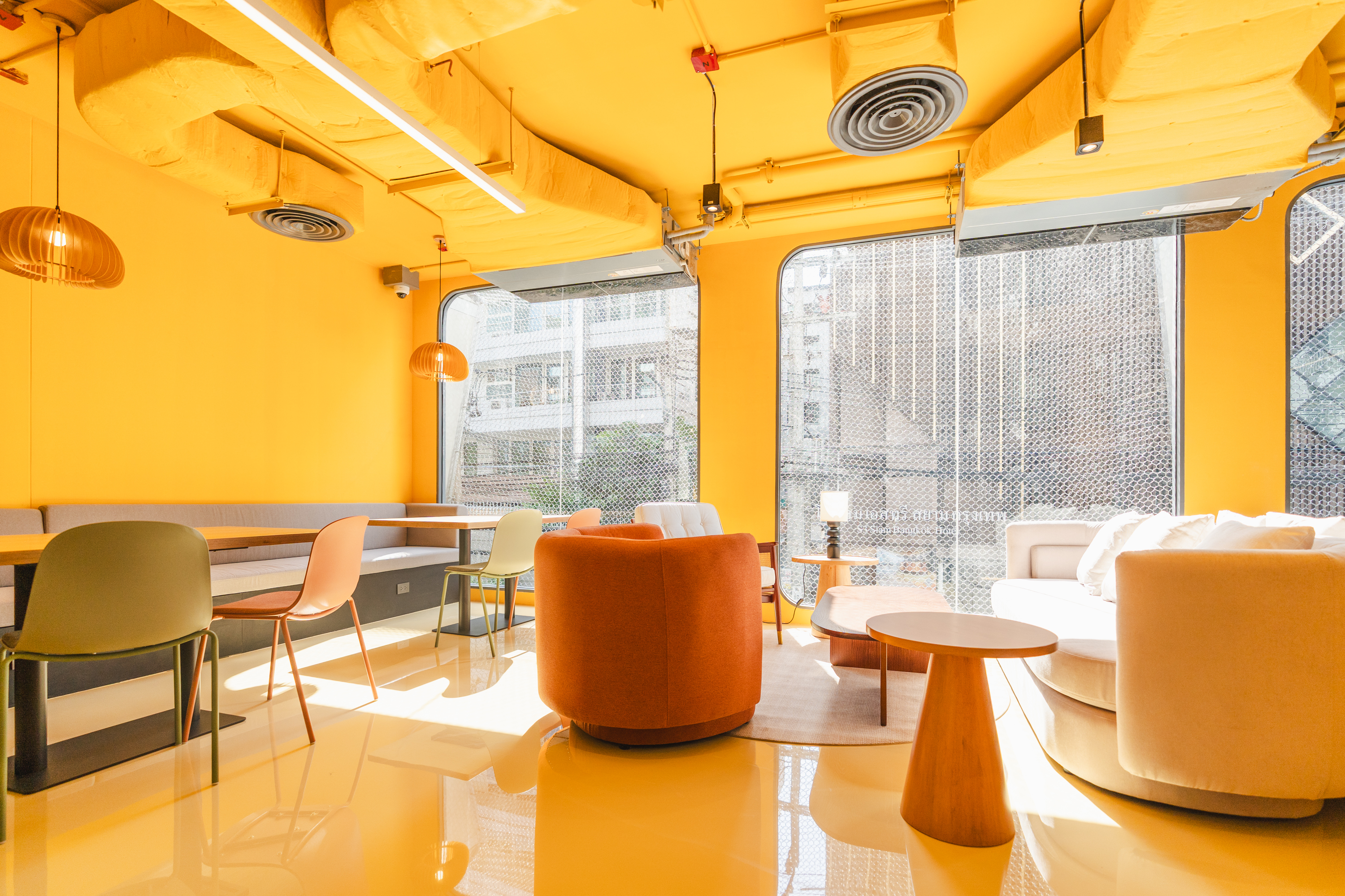 Restaurant + Breakfast