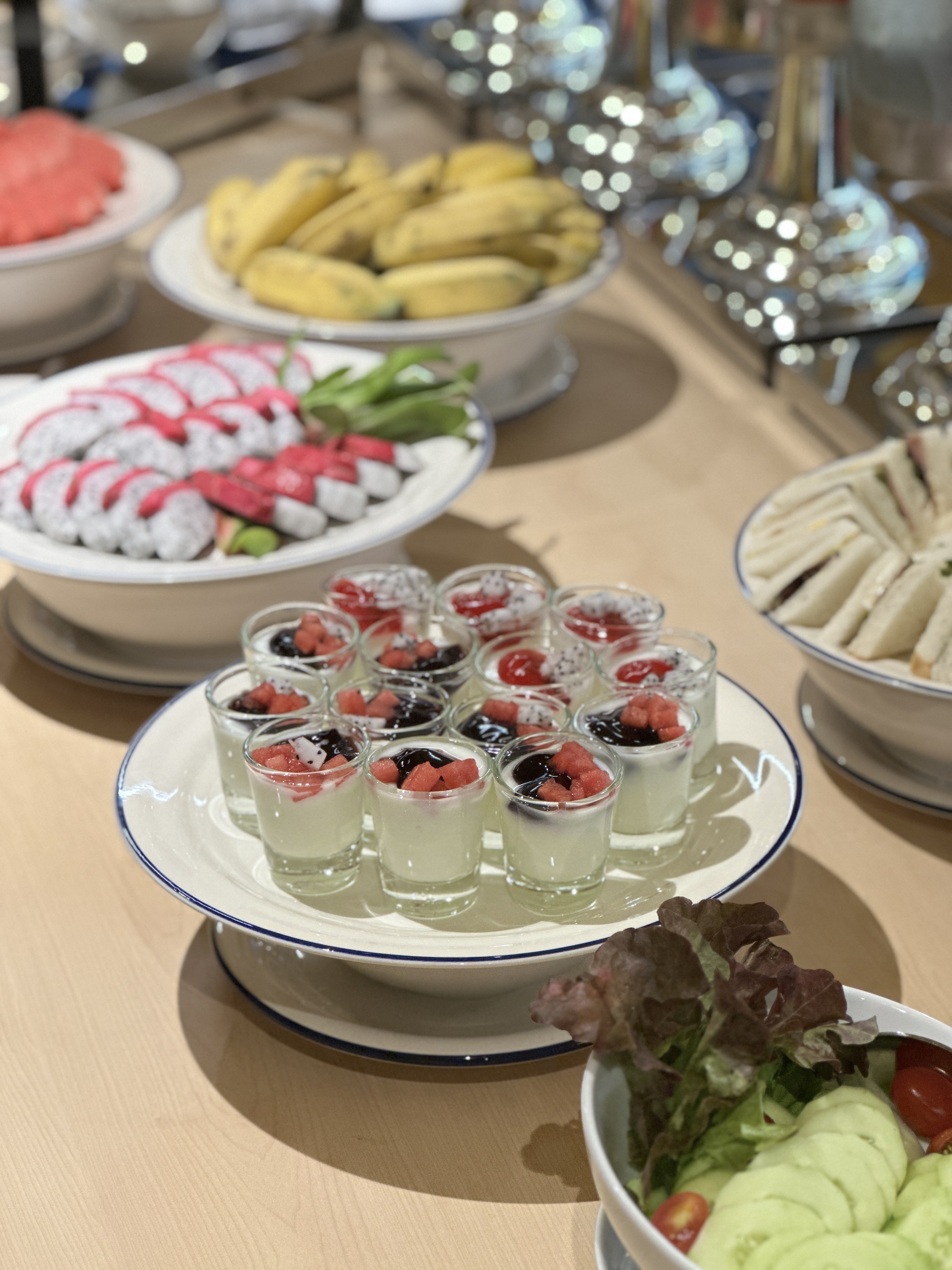 Restaurant + Breakfast