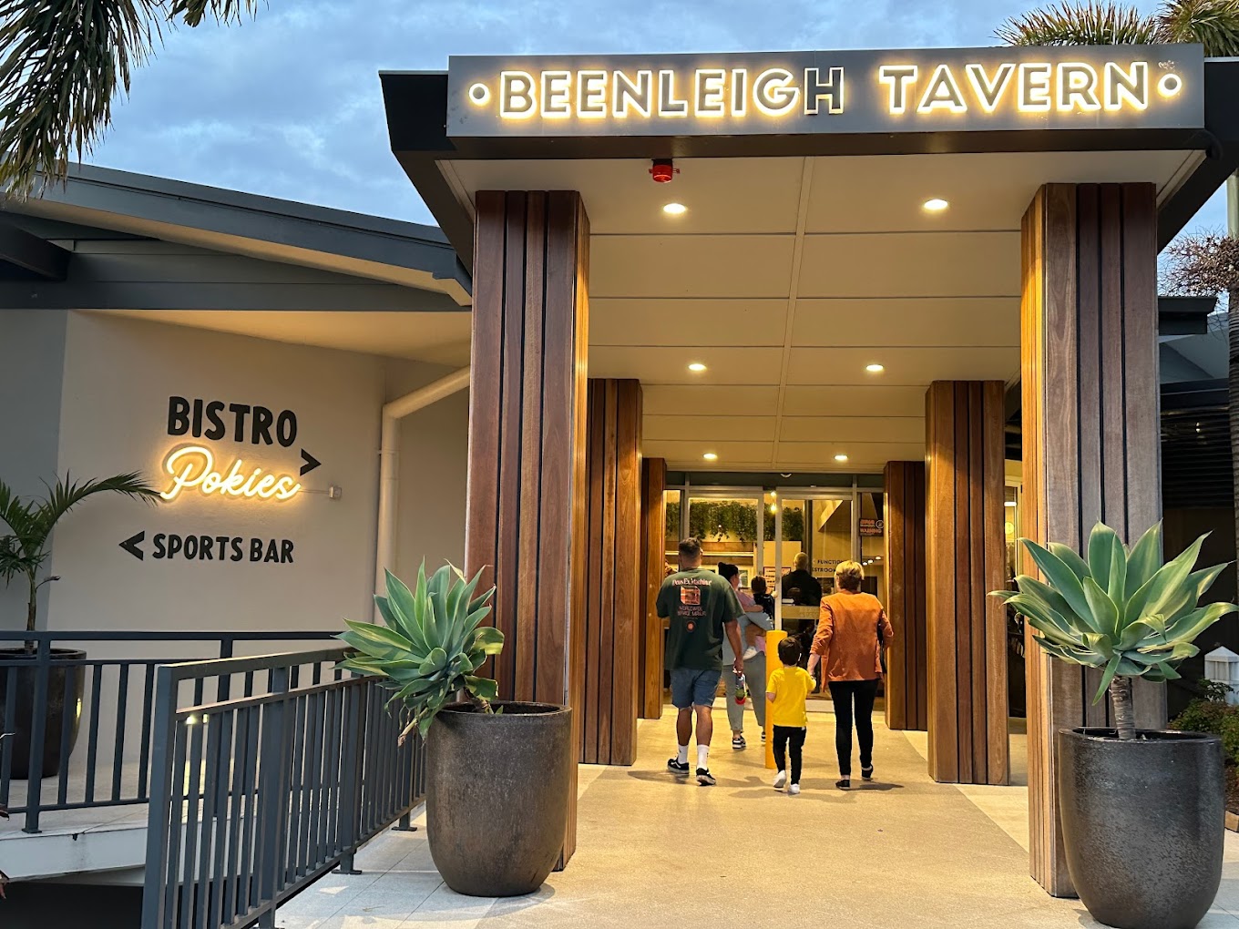 Beenleigh Tavern Bistro, Sports bar and TAB with kids area.