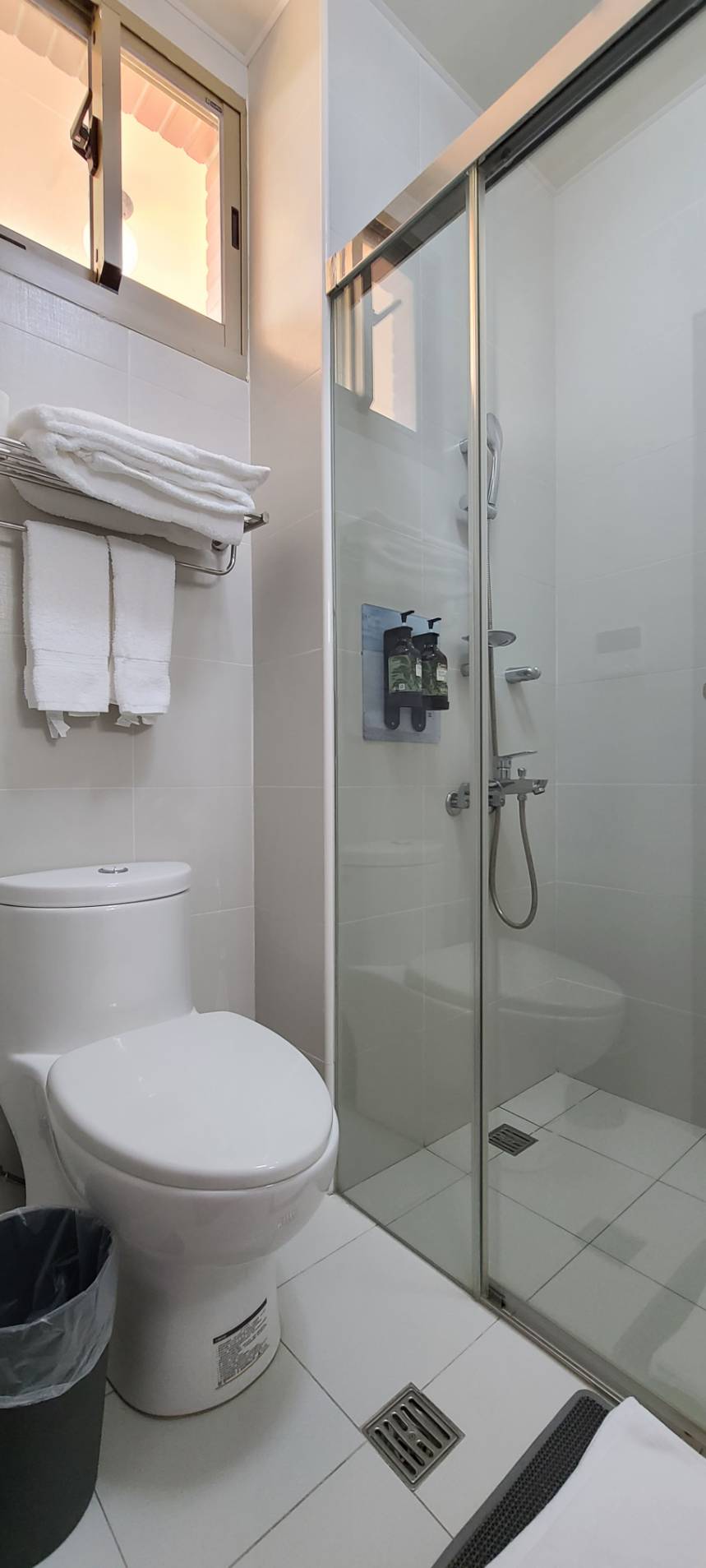 三人一大一小跟三小