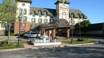 Hotel in Bloomington, IL - The Chateau Hotel and Conference Center