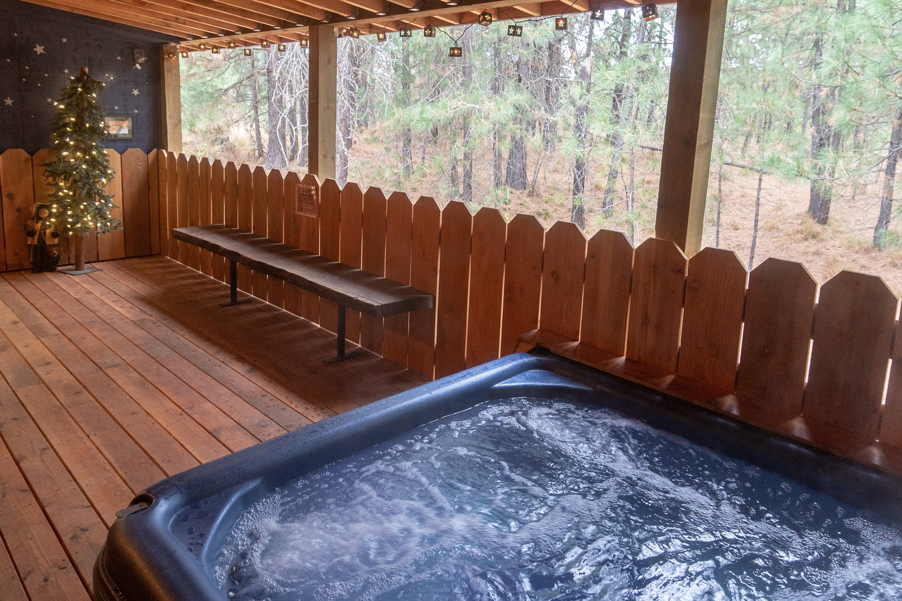 Home Trout Lake Valley Inn