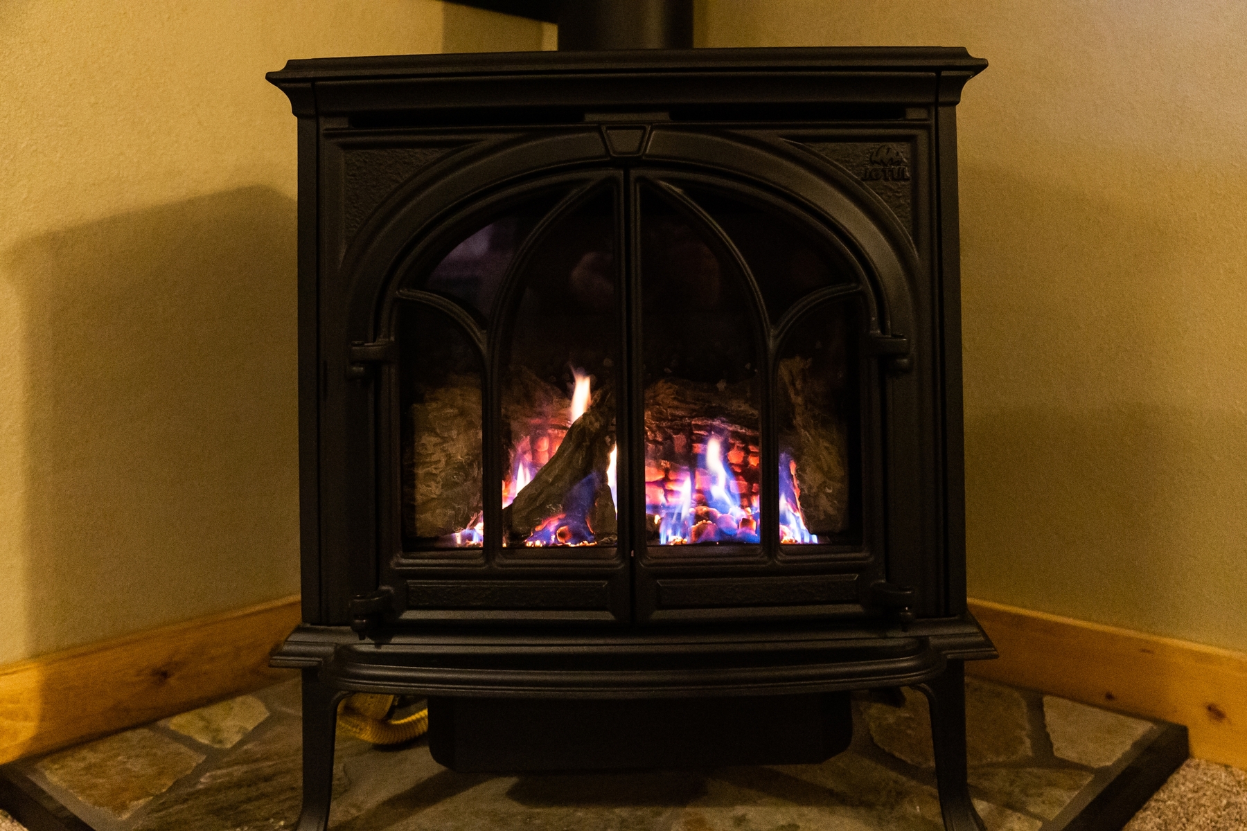 Home Trout Lake Valley Inn