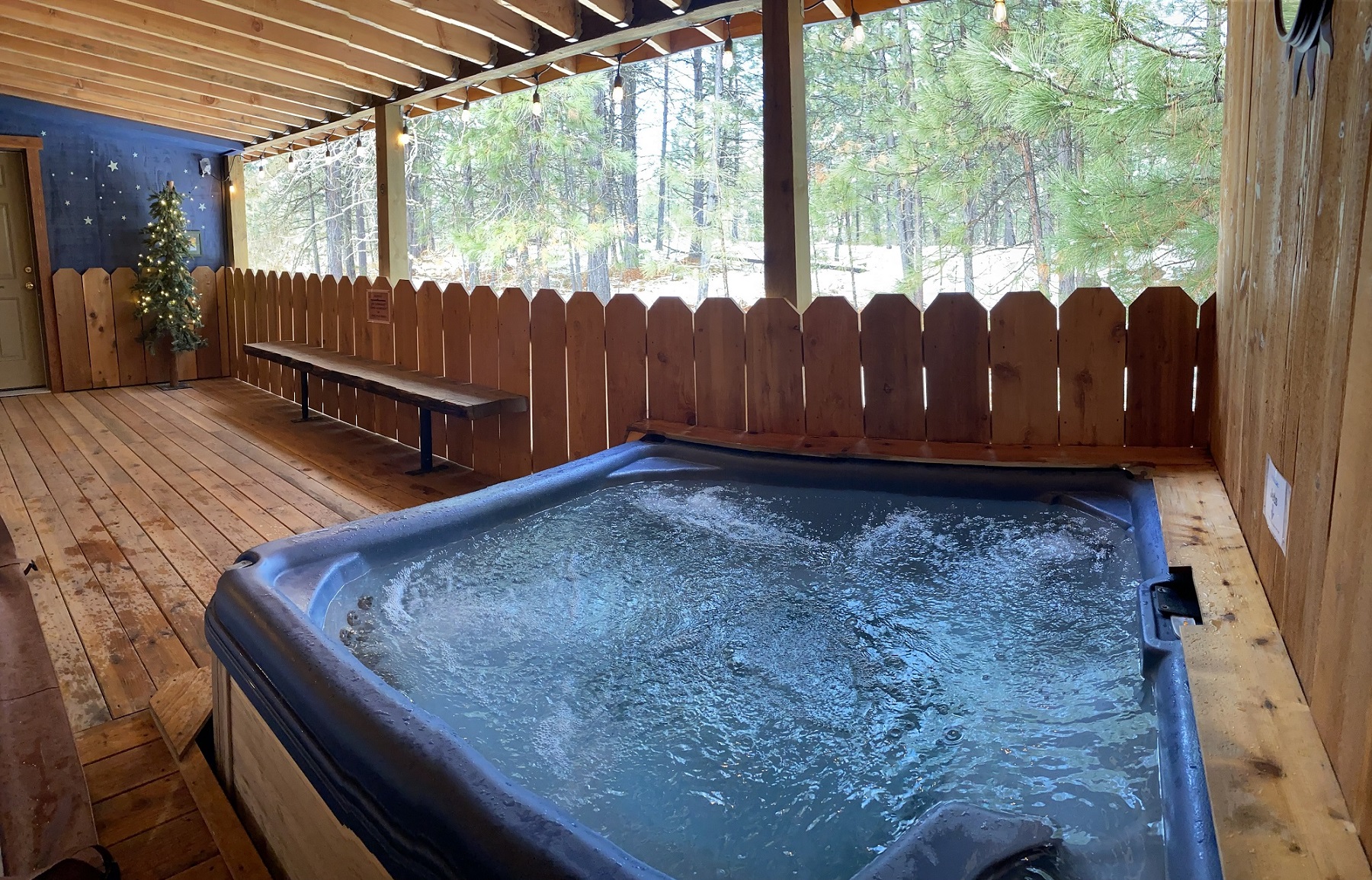 Home Trout Lake Valley Inn