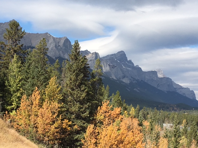 Stunning Rocky Mountain views in Canmore, Alberta near Ballyrock Home