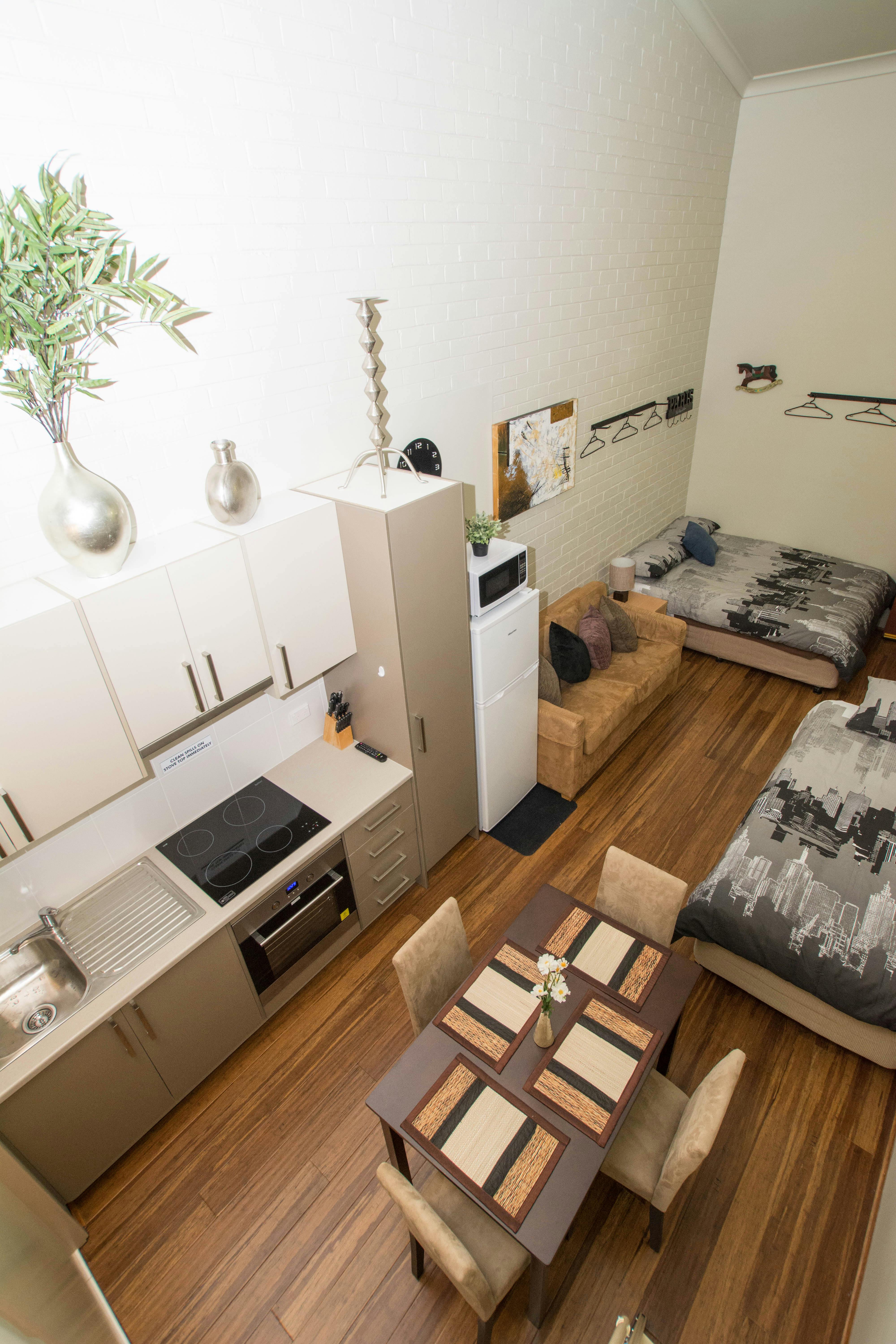 Room 8 - Double & Single Bed Self Contained Room | Westside Studio