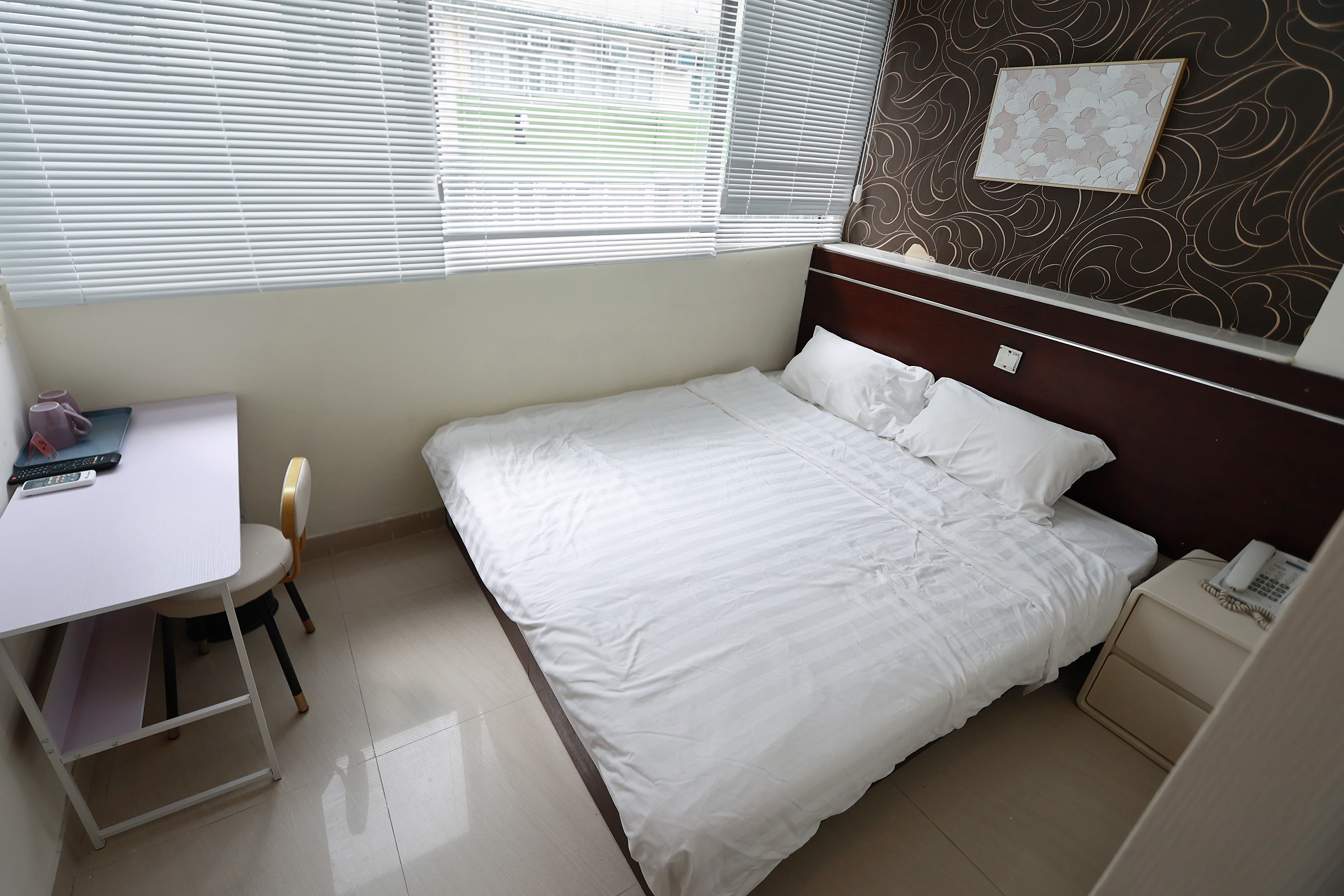 Double Room with Window