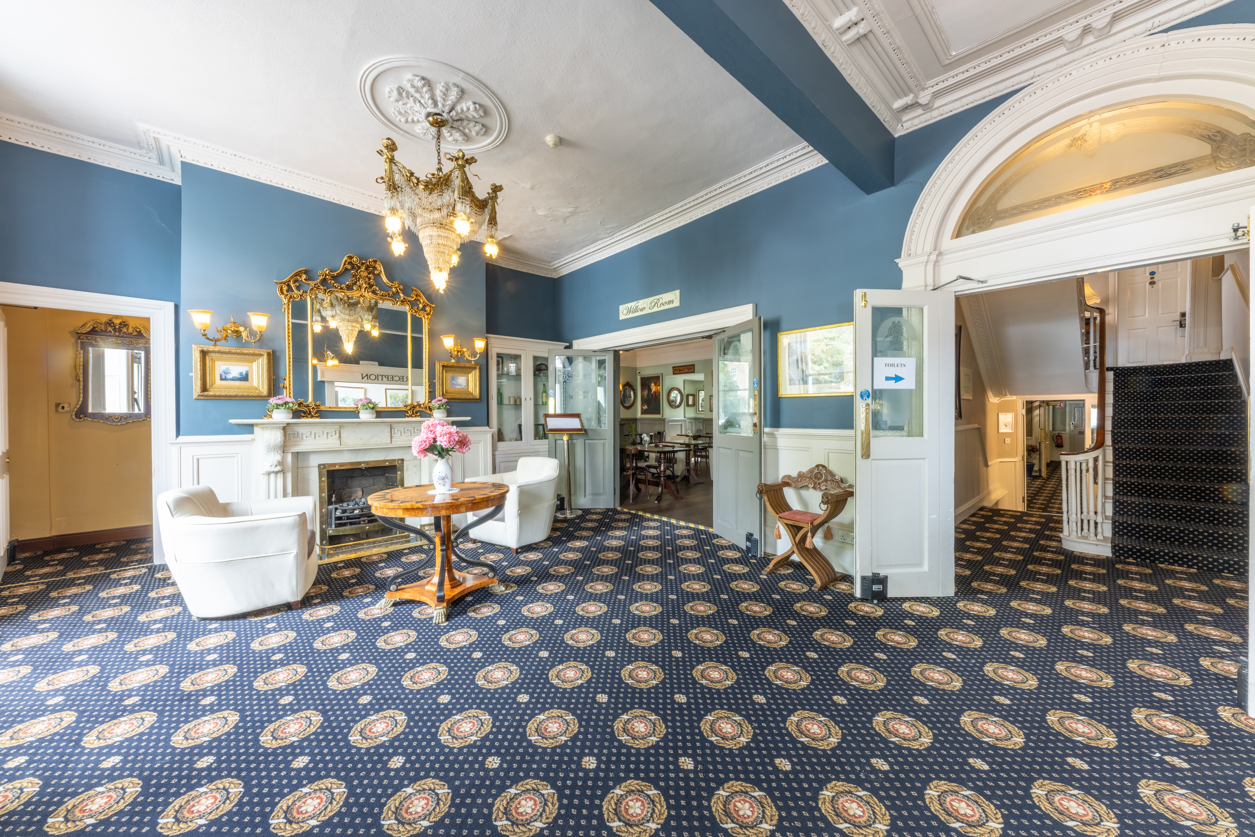Lansdowne Hotel reception