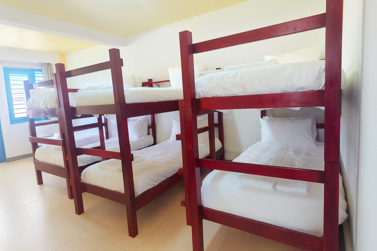 MIXED BUNK ROOM — The Social Battlefield