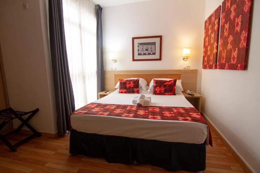Quarto Duplo