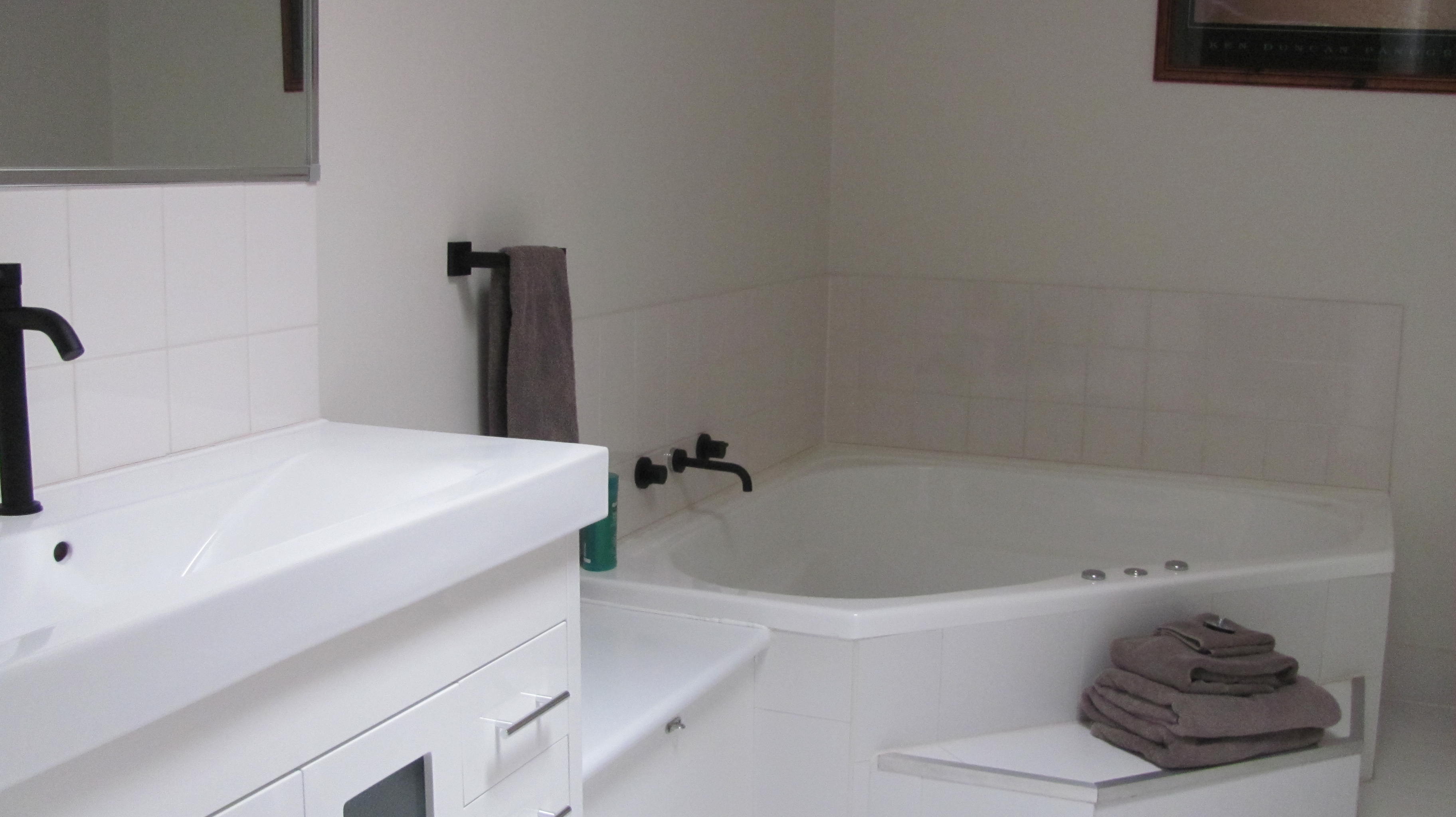 Spa Bath - King Spa Suite