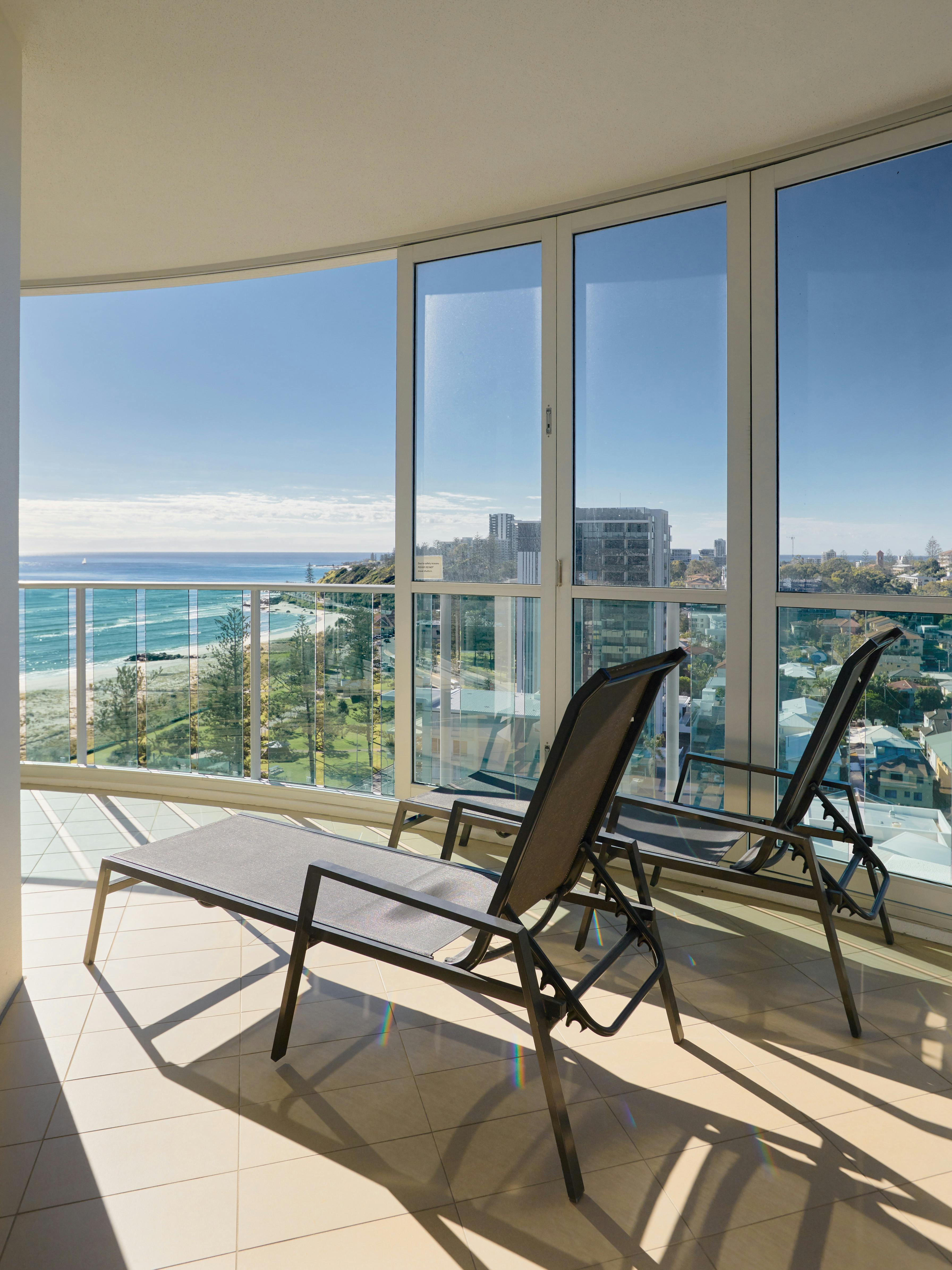 1 Bedroom Executive Suite | Nirvana By The Sea