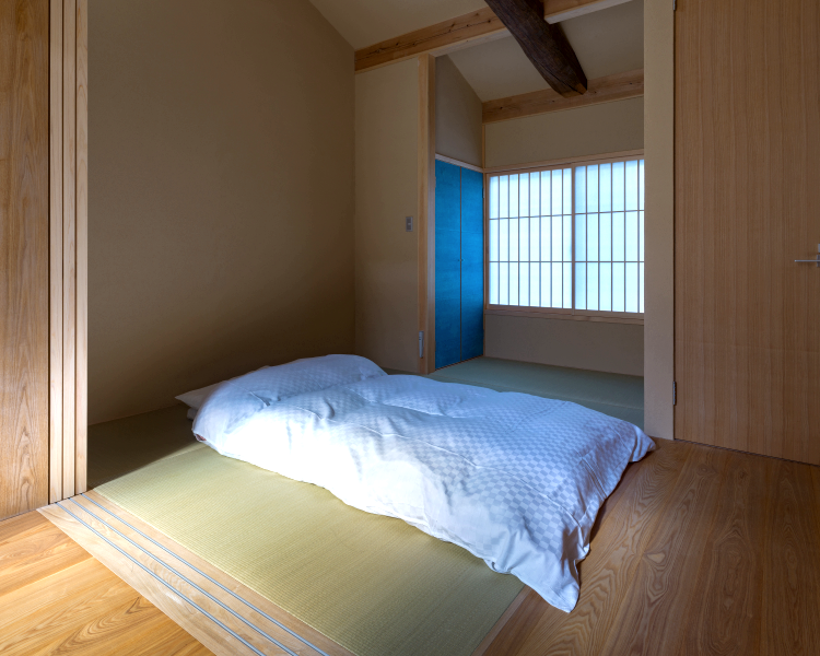 Shimaya Stays Komatsu Residences - 1F 1BR Sleeping Area