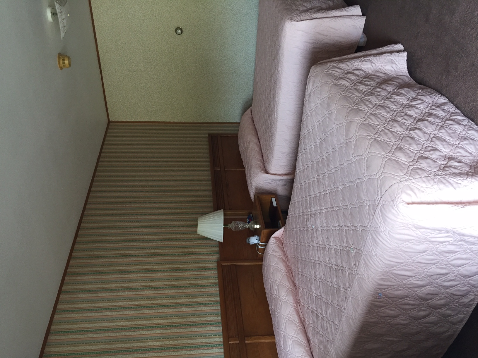 Clean Double room with Two Double Beds Three Bears Tok Motel