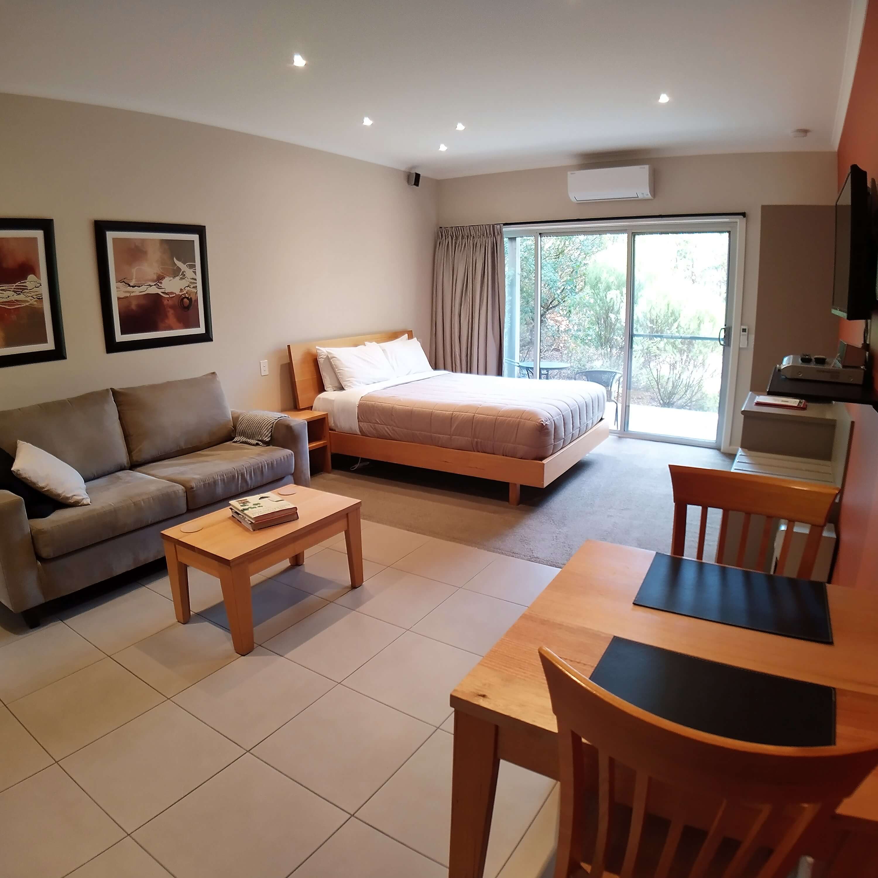 Luxury Studio Apartment