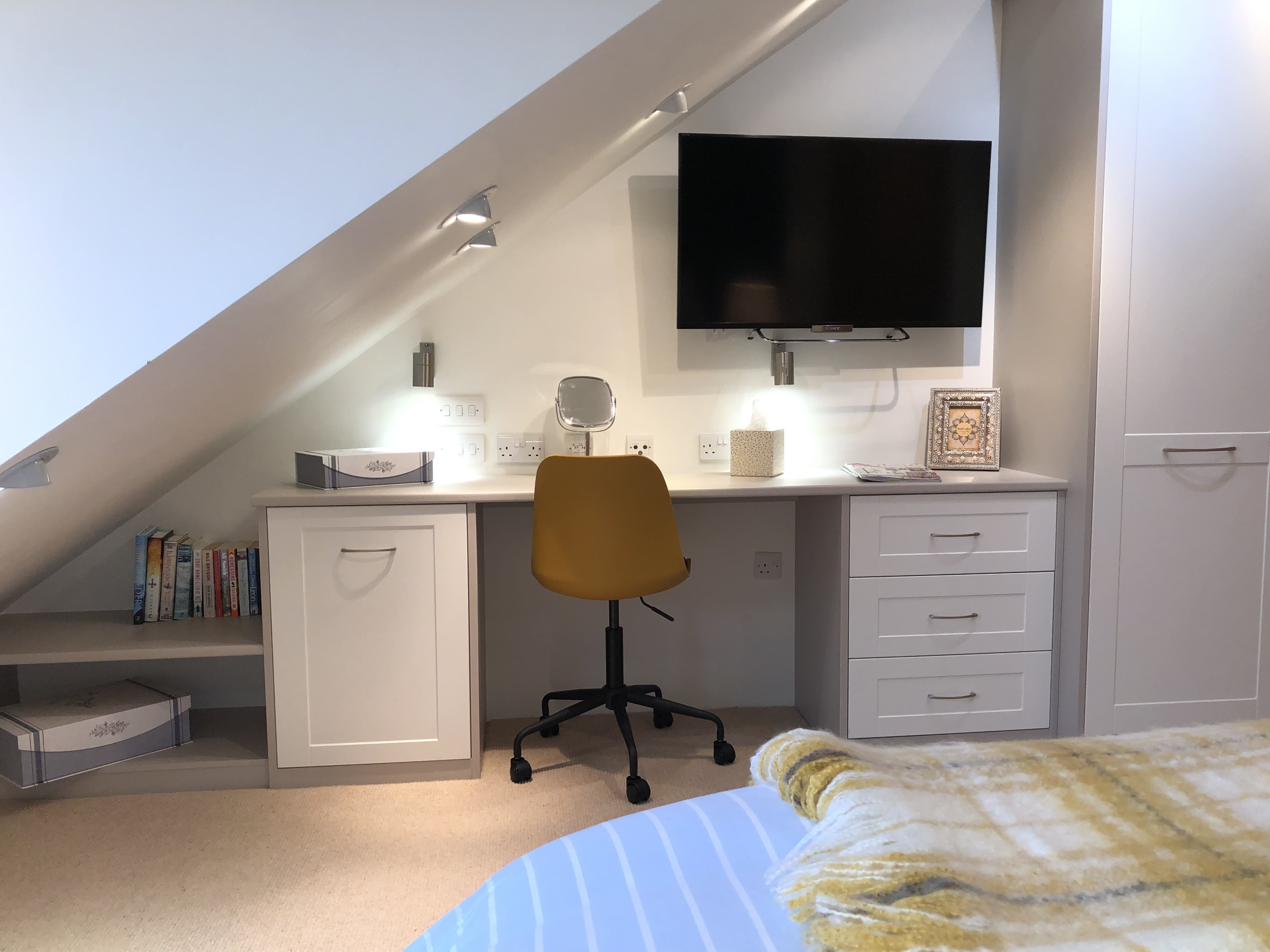 Luxury Double - Desk and Smart TV