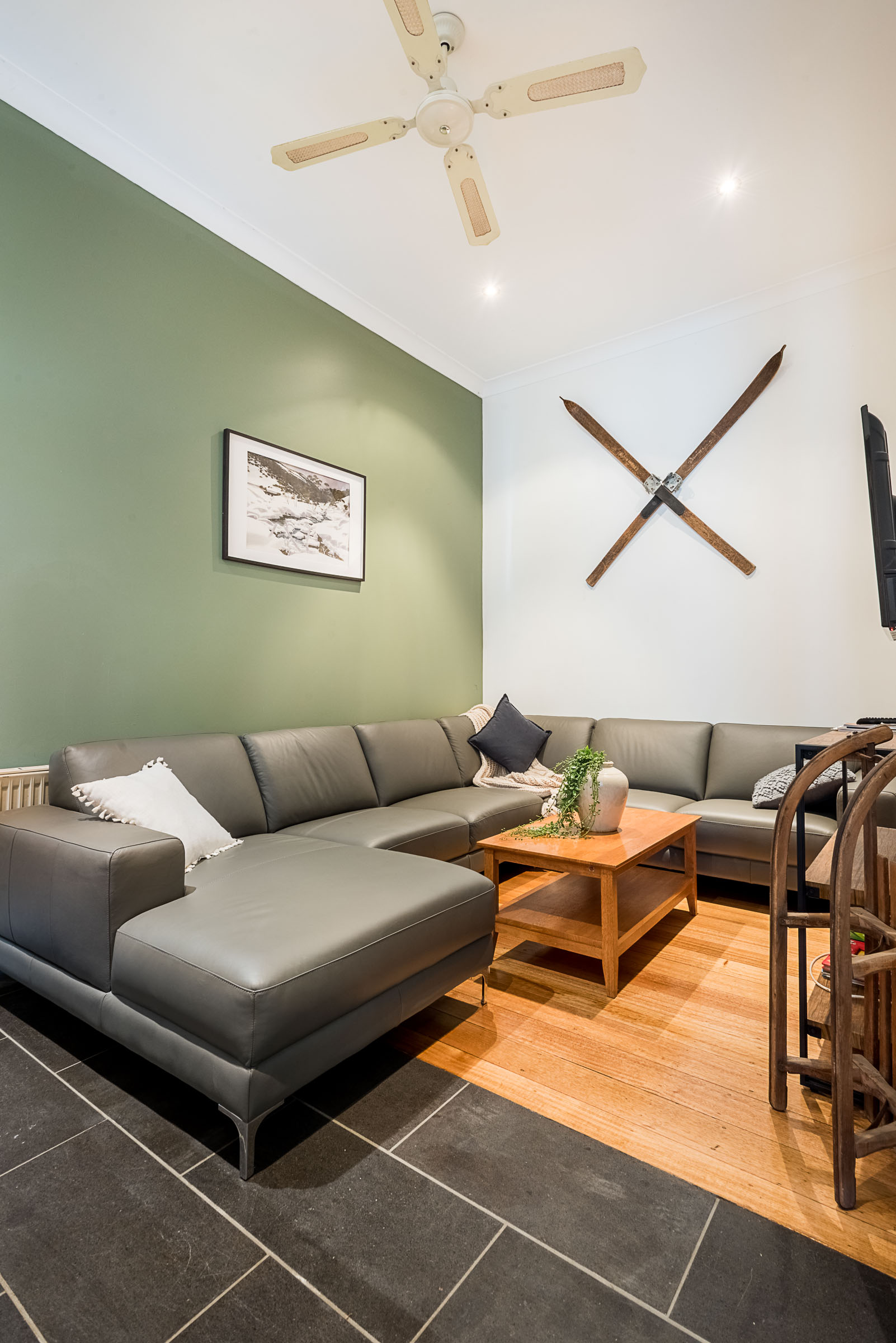 The Razorback 2br SC Unit