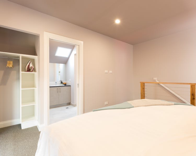 King gallery bedroom and ensuite