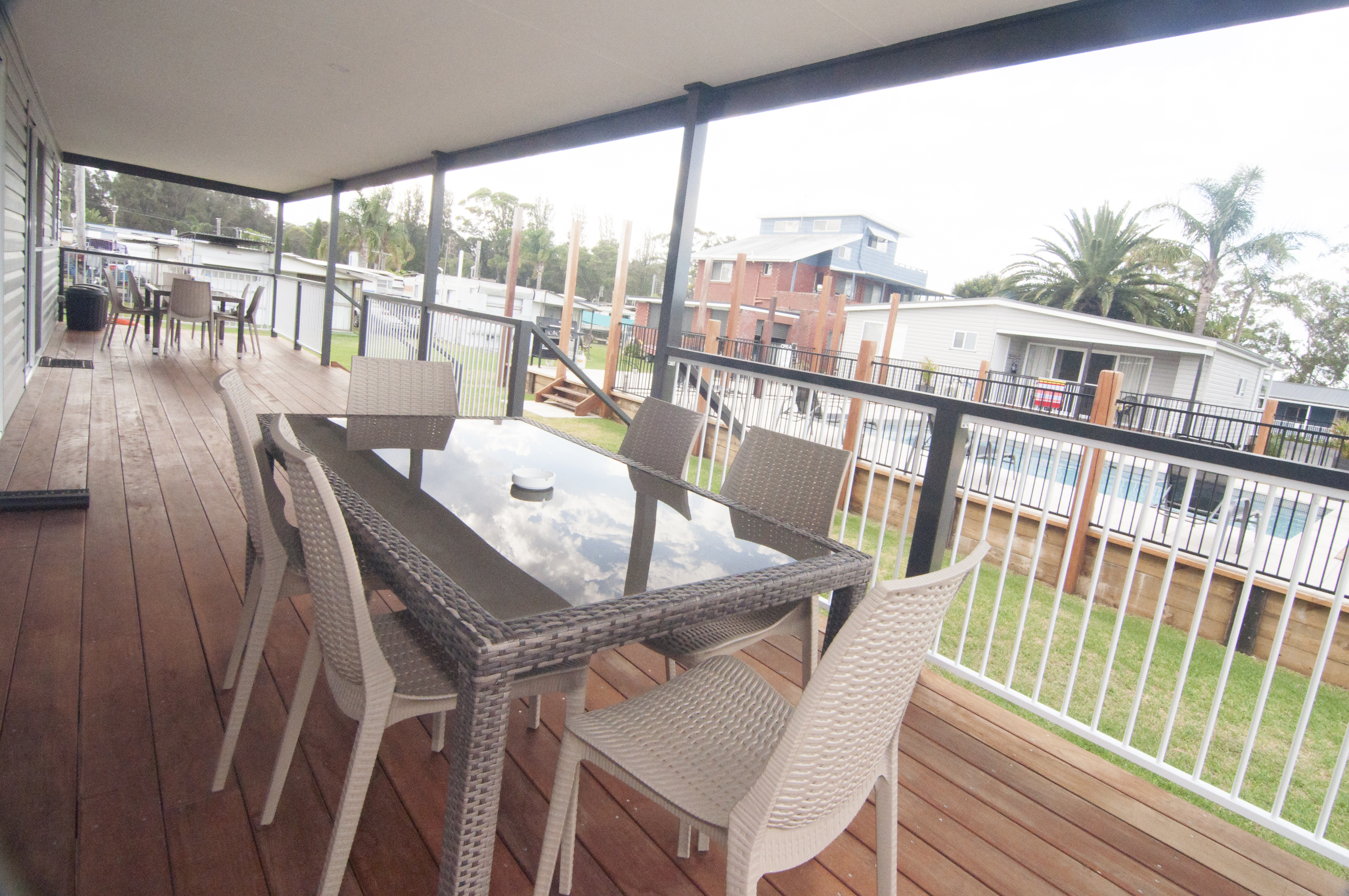 outdoor table Unit 7