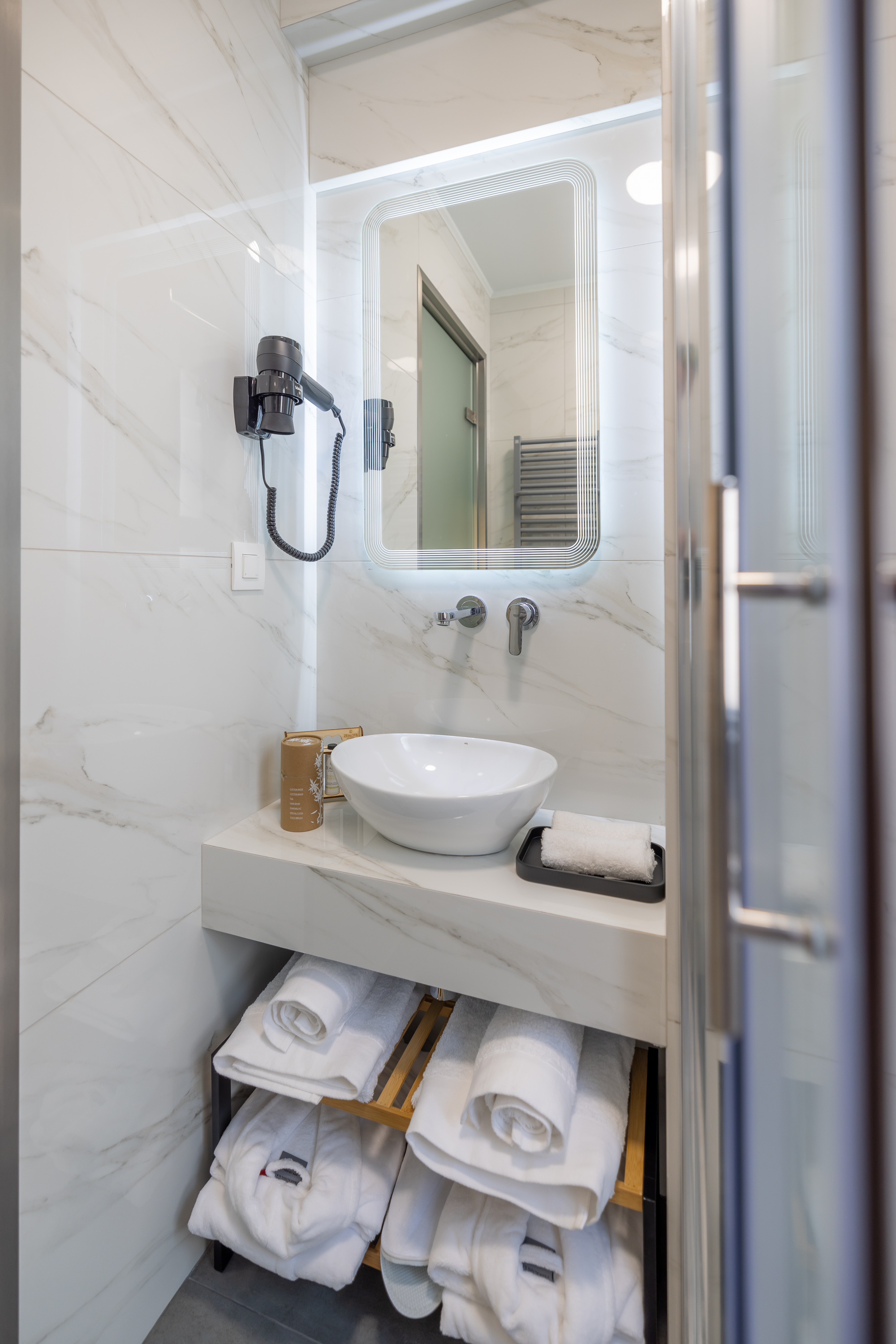 Suites and Studios photos