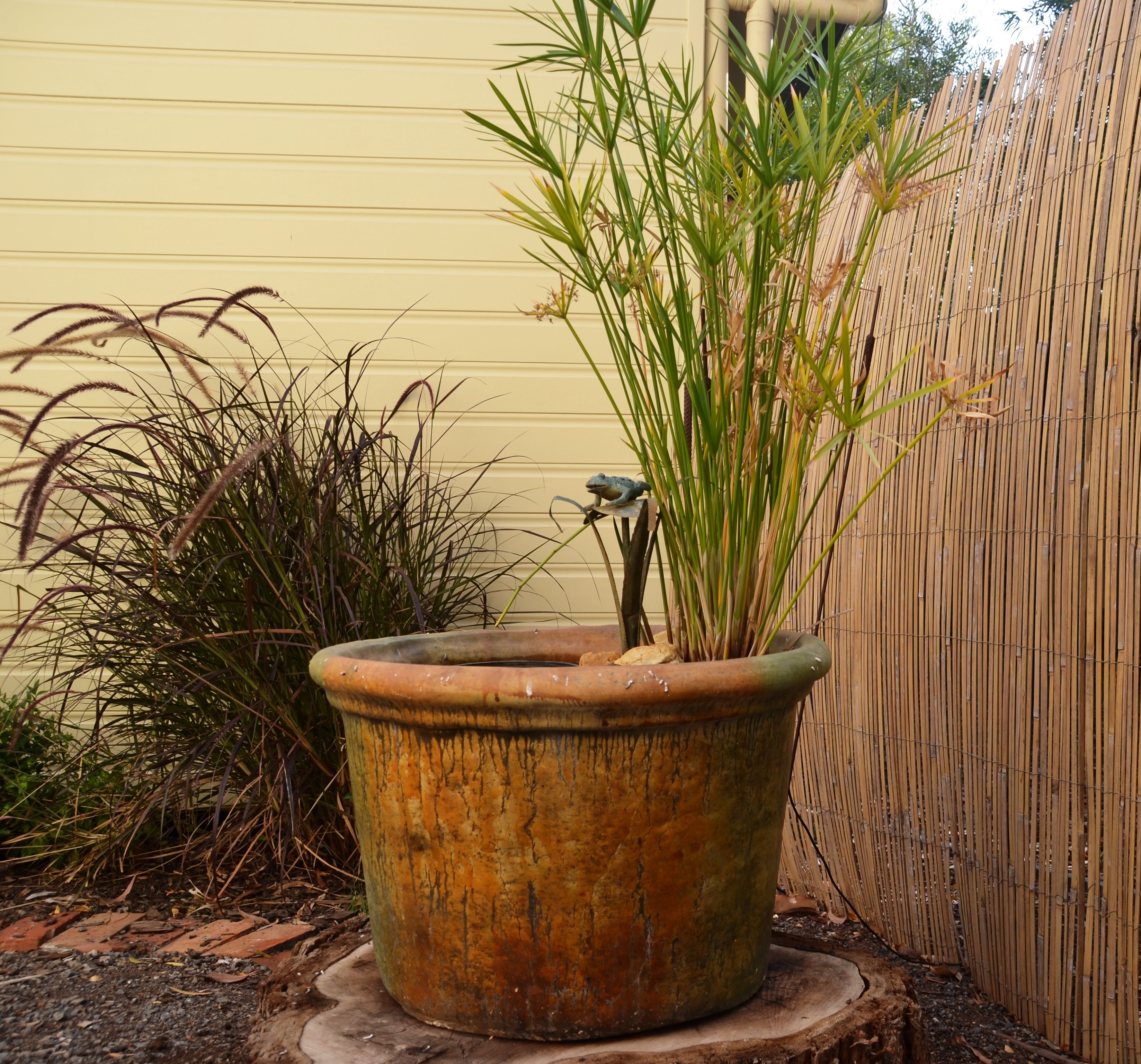 Water feature in garden nook