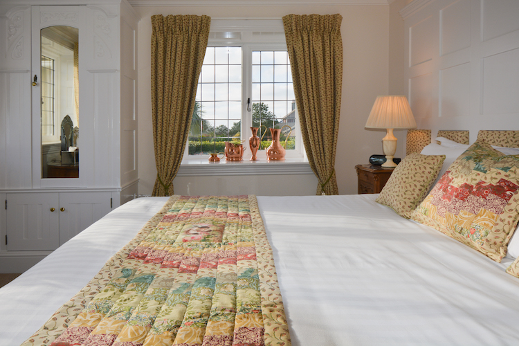 Haven Hall Hotel Bedroom 4 quilt & window