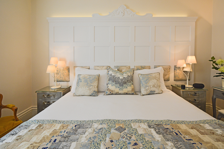 Haven Hall Hotel GS3 bed & headboard