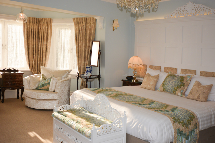 Haven Hall Hotel Bedroom 1 bed and cuddle chair