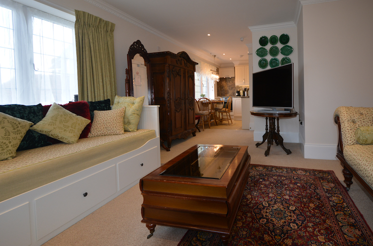 Haven Hall Hotel Sea View 2 Suite Day bed, and view towards kitchen