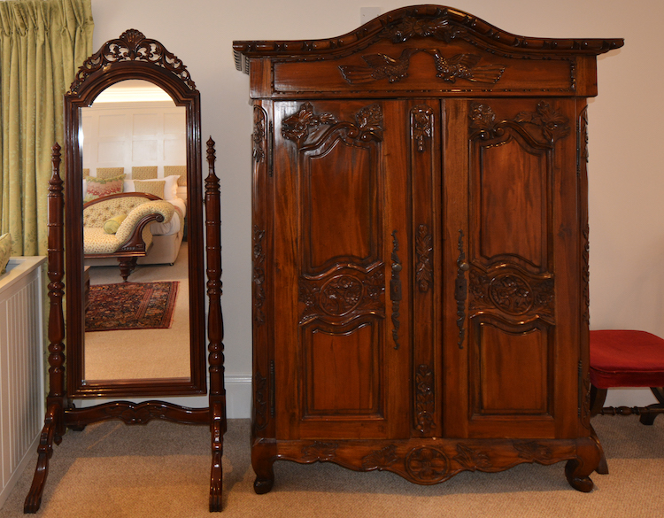 Haven Hall Hotel Sea View 2 Suite wardrobe & Cheval mirror