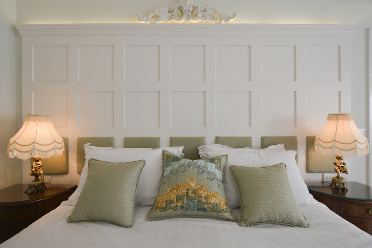 Haven Hall Hotel Bedroom 3 bedhead & pillows