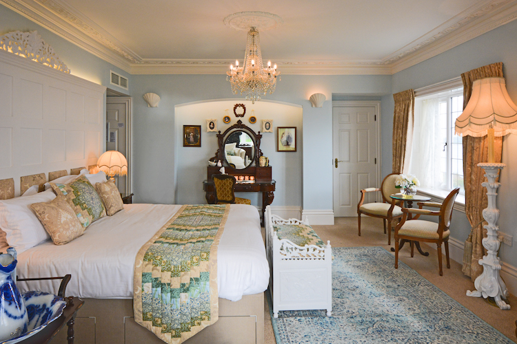 Haven Hall Hotel Bedroom 1 Room shot of dressing table