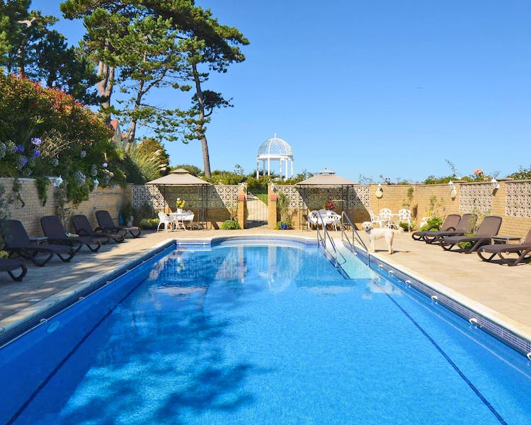 Haven Hall Hotel swimming pool