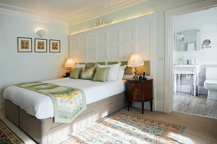 Haven Hall Hotel Bedroom 3 Bed