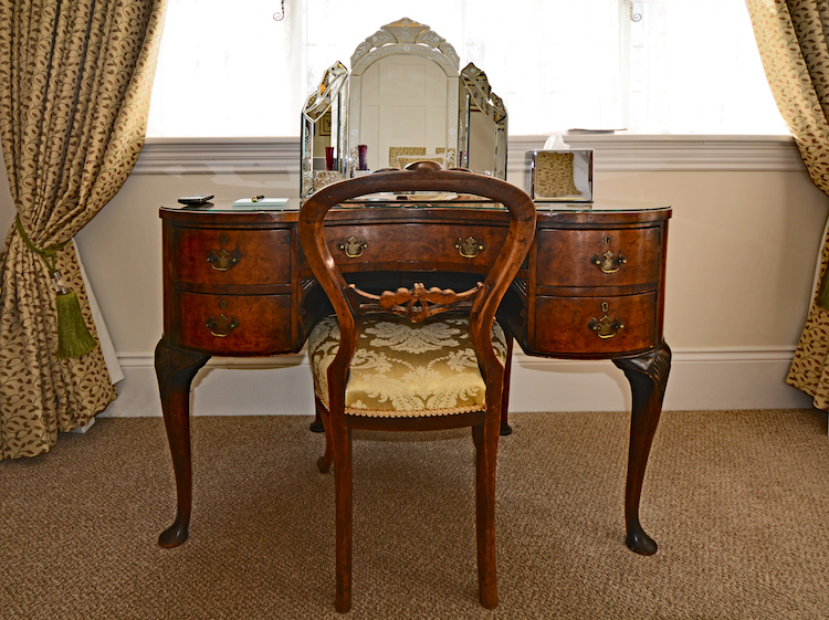 Haven Hall Hotel Bedroom 4 dressing table