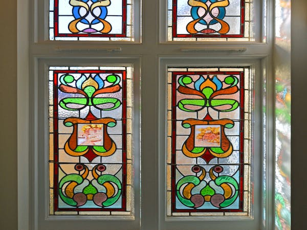 Haven Hall Hotel Garden Suites hall window