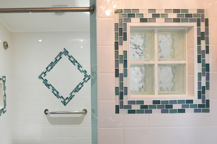 Haven Hall Hotel Sea View 1 Bedroom detail of tiles in bathroom