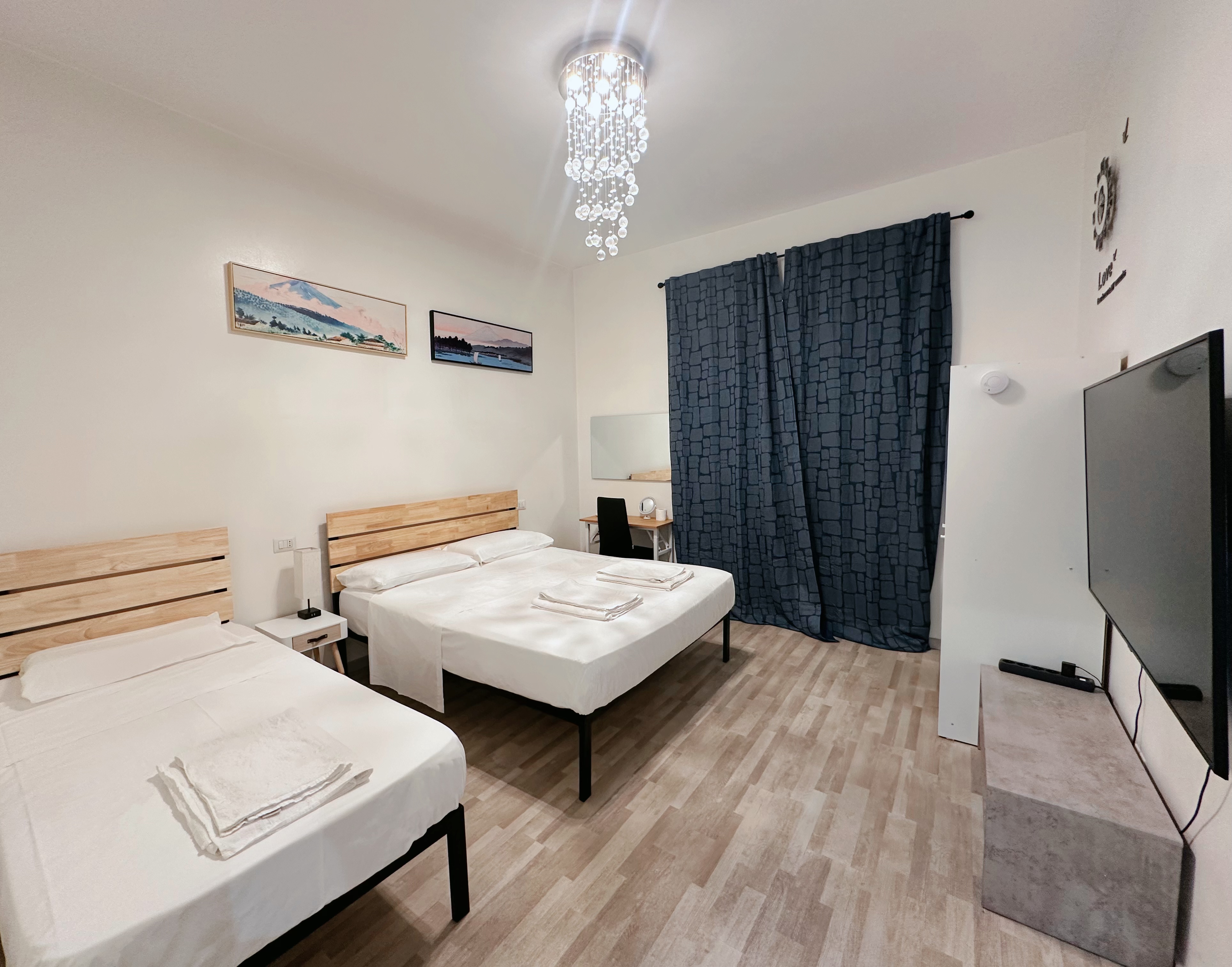 TRIPLE ROOM WITH SHARED BATHROOM