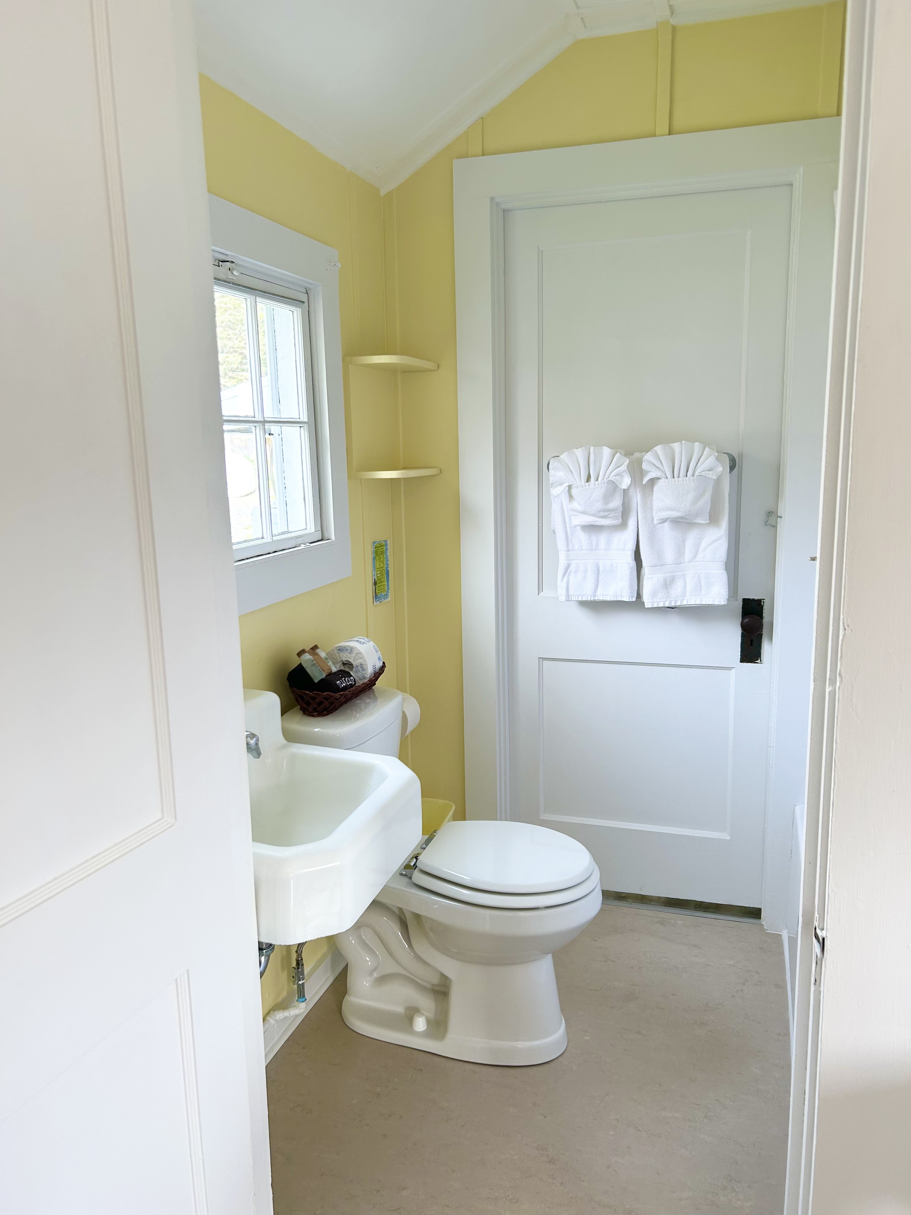 Bay Meadow Cottages — photo 33 of 60
