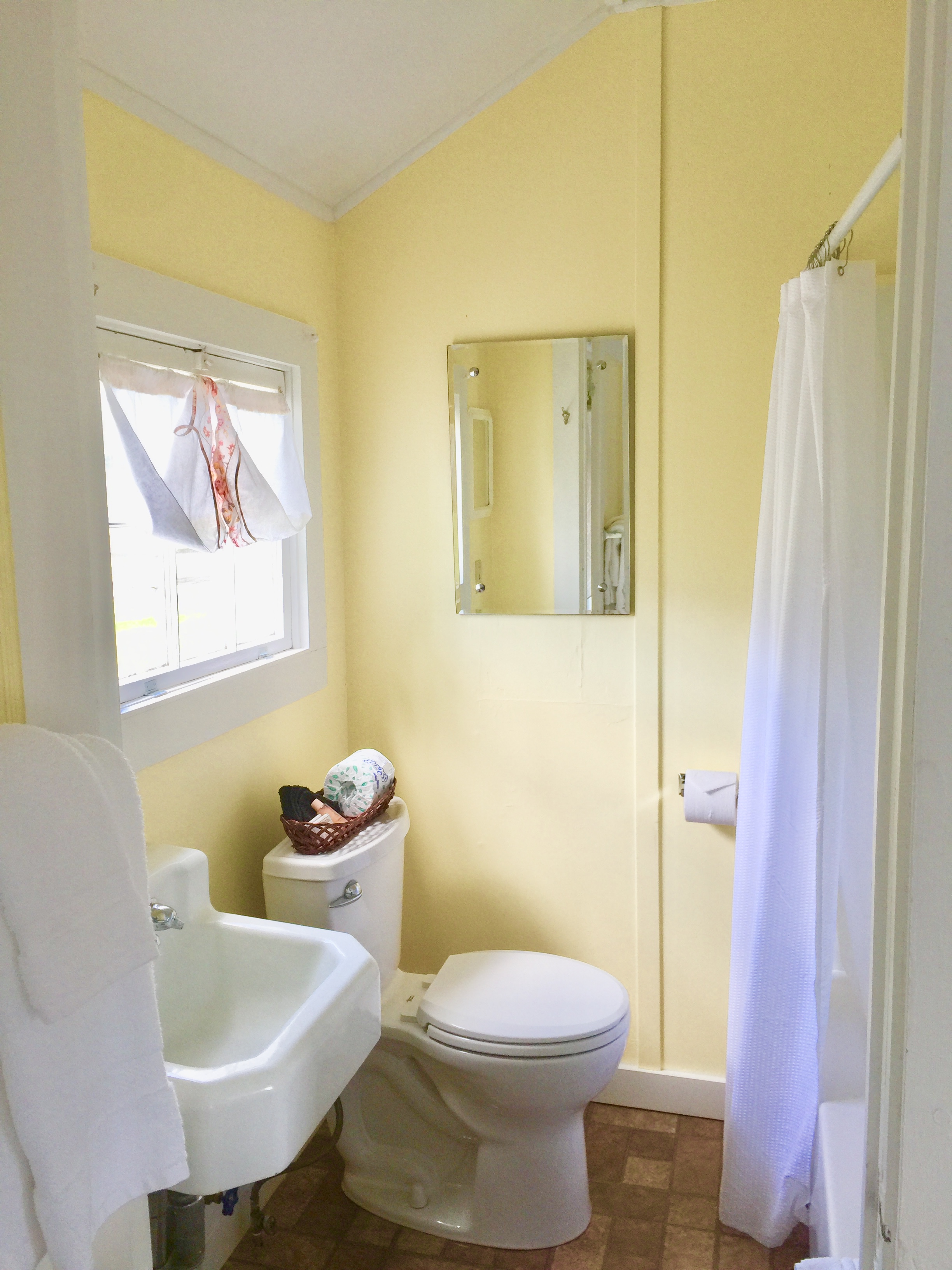 Bay Meadow Cottages — photo 45 of 60